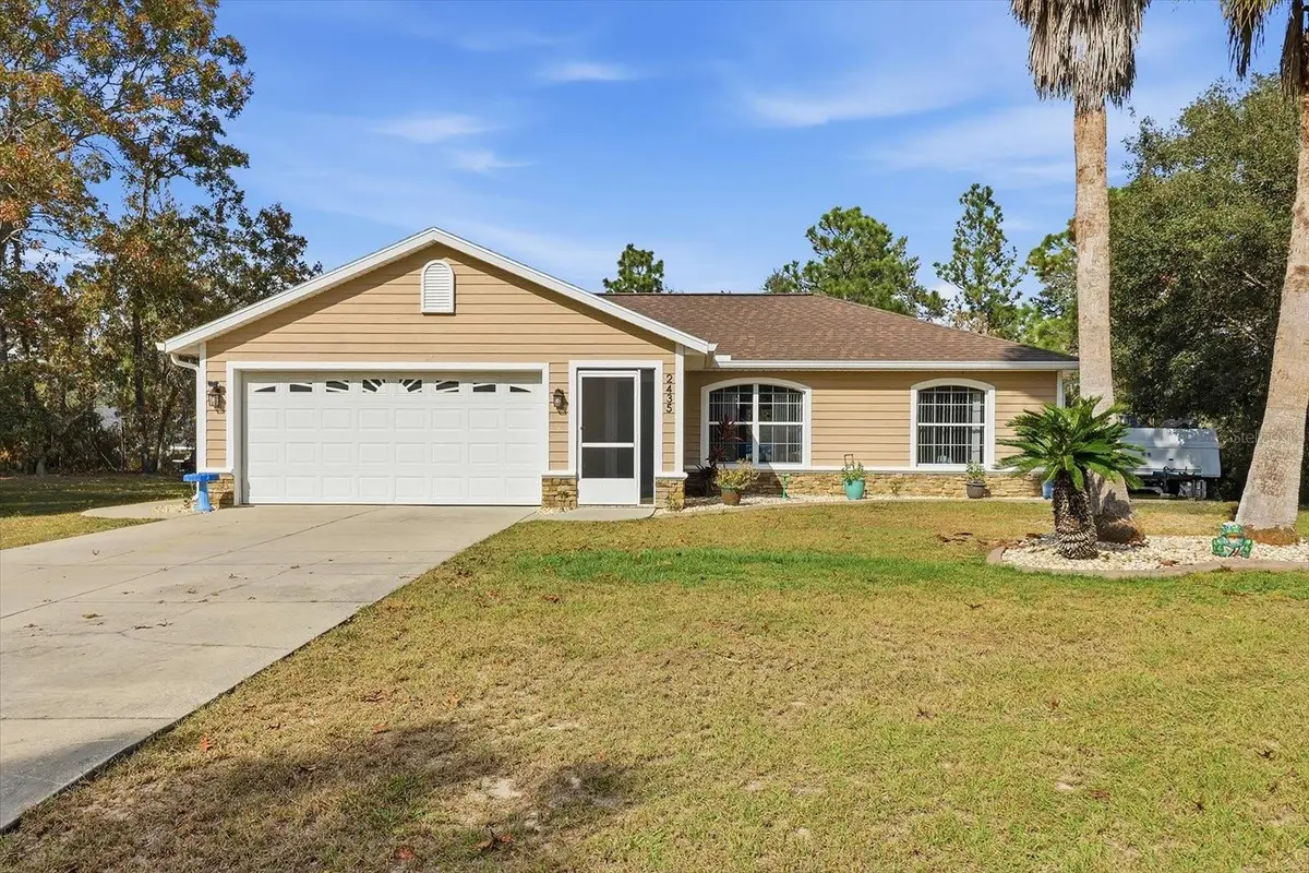 2435 W Lawrence Court, Dunnellon, FL 34434 - Image #1