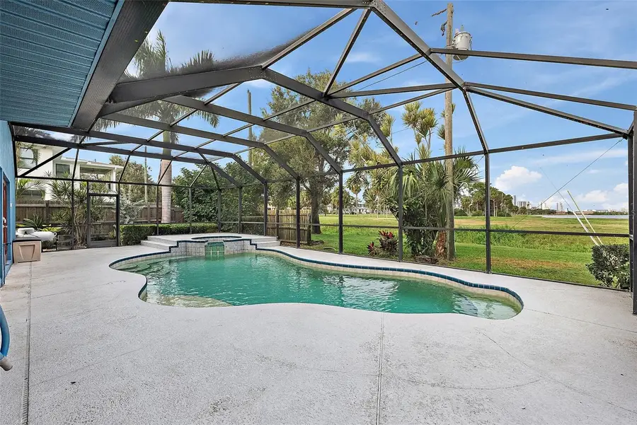 321 22nd Avenue Se, Saint Petersburg, FL 33705 - Image #3