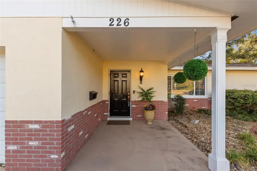 226 75th Street N, Saint Petersburg, FL 33710 - Image #2