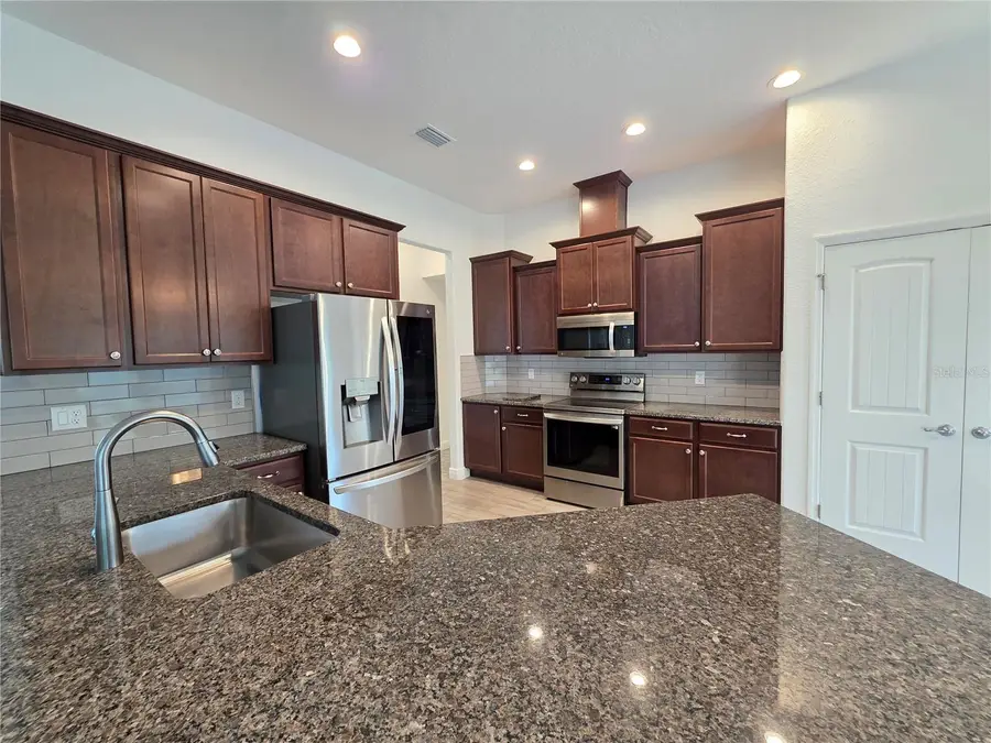 11240 Marvelwood Road, Weeki Wachee, FL 34614 - Image #2