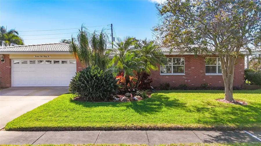 14996 Imperial Point Drive N, Largo, FL 33774 - Image #2