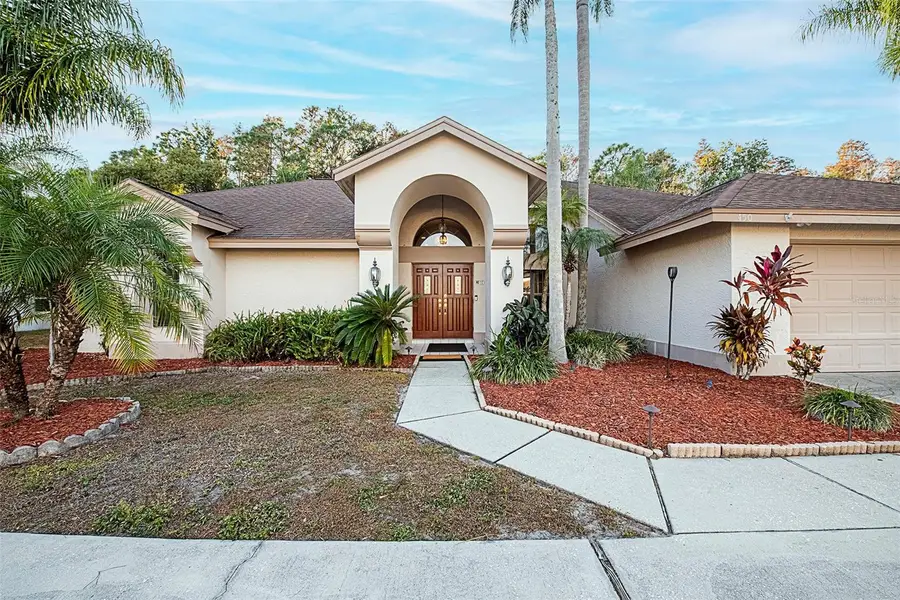 450 Waterford Circle E, Tarpon Springs, FL 34688 - Image #2