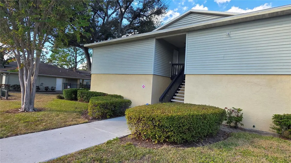 206 Berry Tree Place #206, Brandon, FL 33510 - Image #1