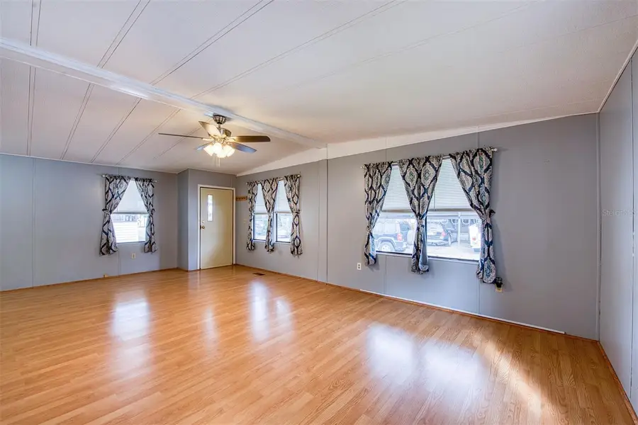 283 Pelican Drive N, Oldsmar, FL 34677 - Image #2