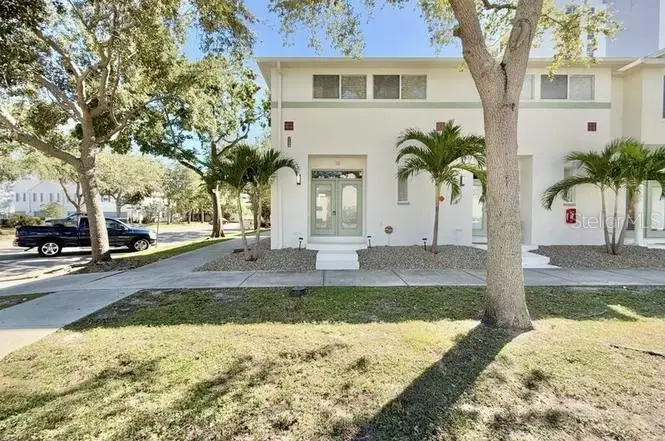 724 4th Avenue S #10, Saint Petersburg, FL 33701 - Image #2