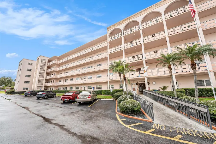 5623 80th Street N #211, Saint Petersburg, FL 33709 - Image #3