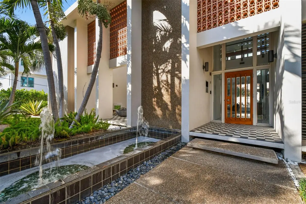 41 Bering Street, Tampa, FL 33606 - Image #1