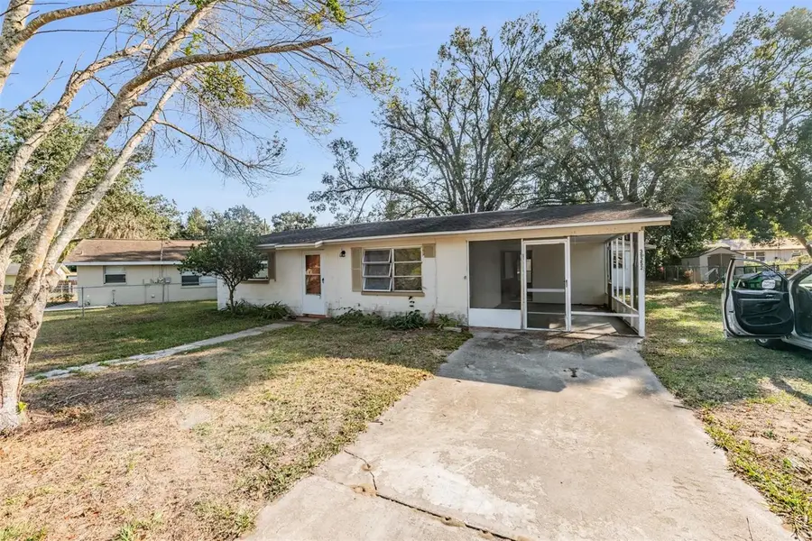 39252 Heights Avenue, Zephyrhills, FL 33542 - Image #2