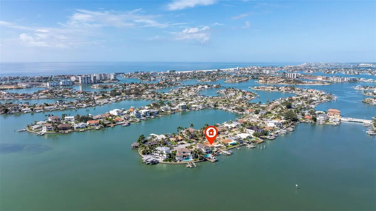 7827 9th Avenue S, Saint Petersburg, FL 33707 - Image #1