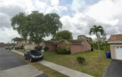 5221 NW 96th Avenue, Sunrise, FL 33351 - Image #3