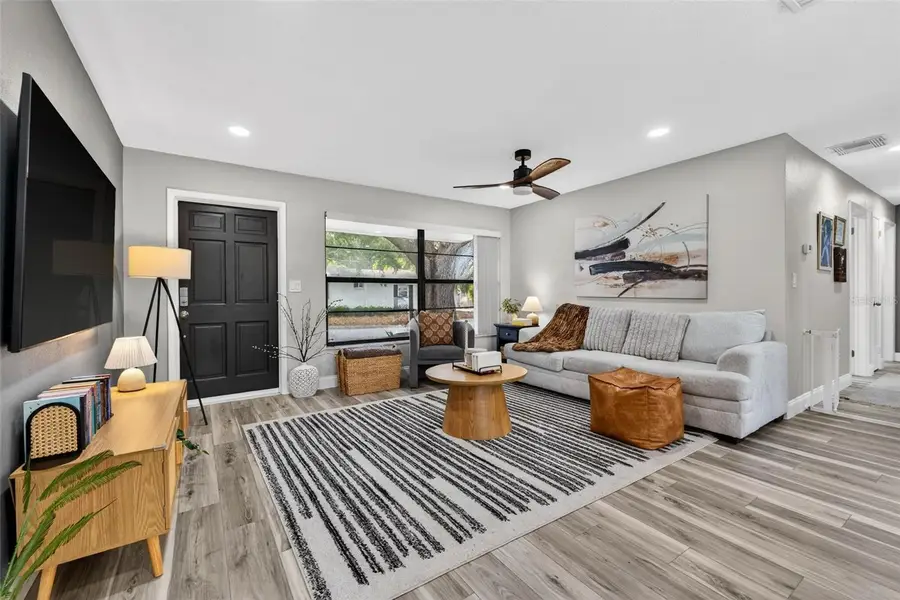 6501 Livingston Avenue N, Saint Petersburg, FL 33702 - Image #3