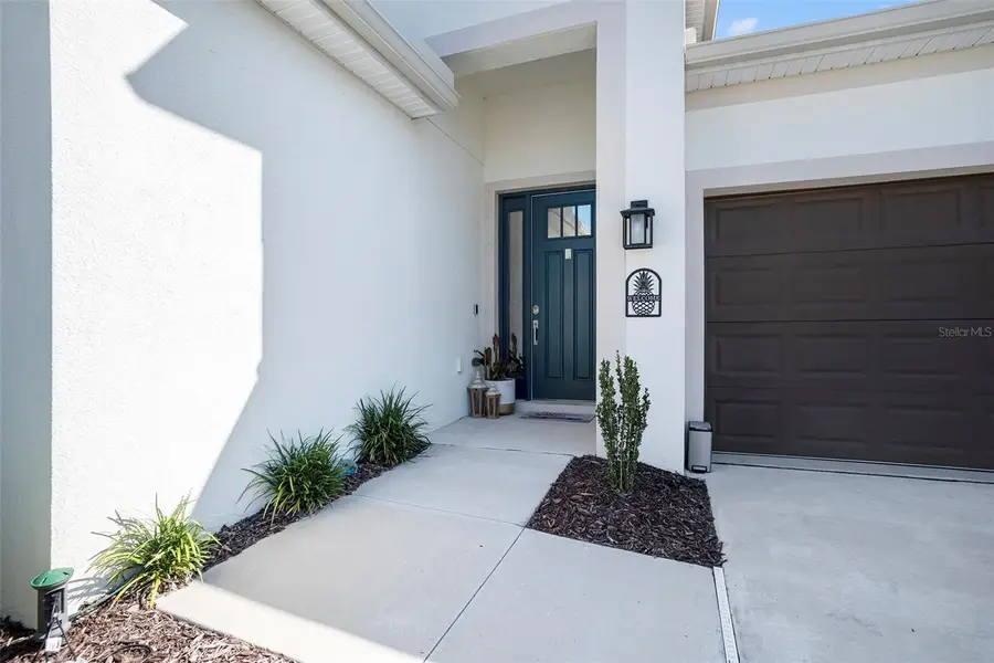 10914 Fieldstone Drive, Palmetto, FL 34221 - Image #3