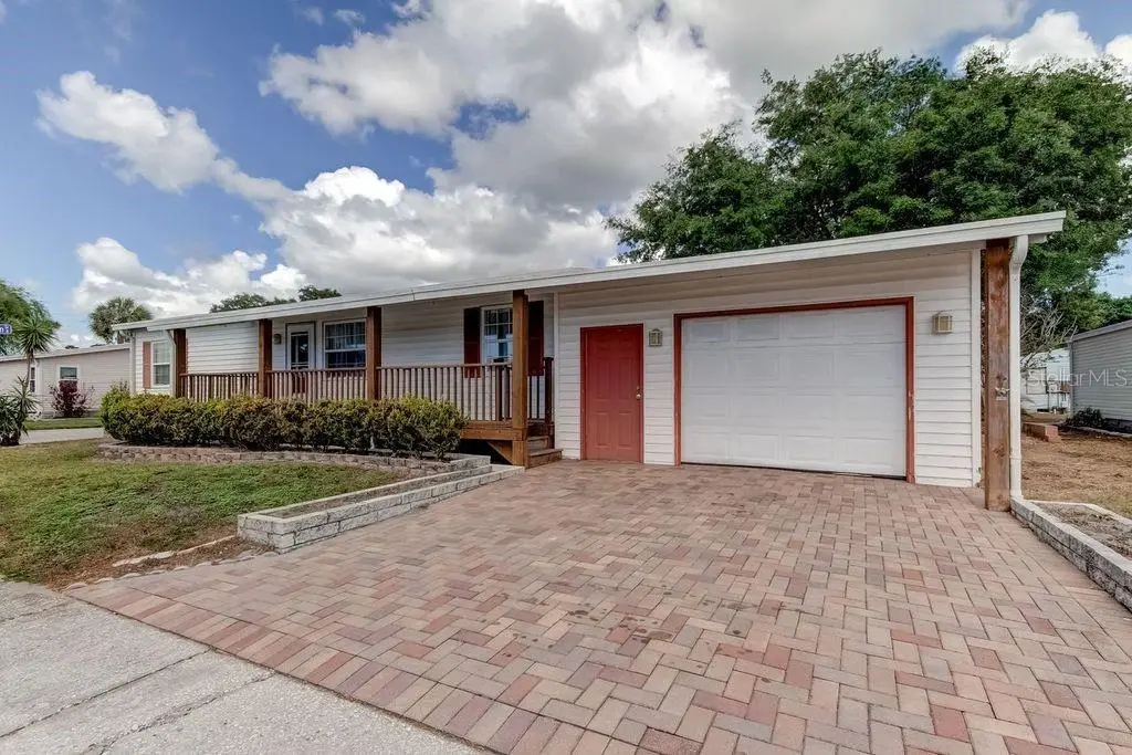 278 Pelican Drive N, Oldsmar, FL 34677 - Image #1