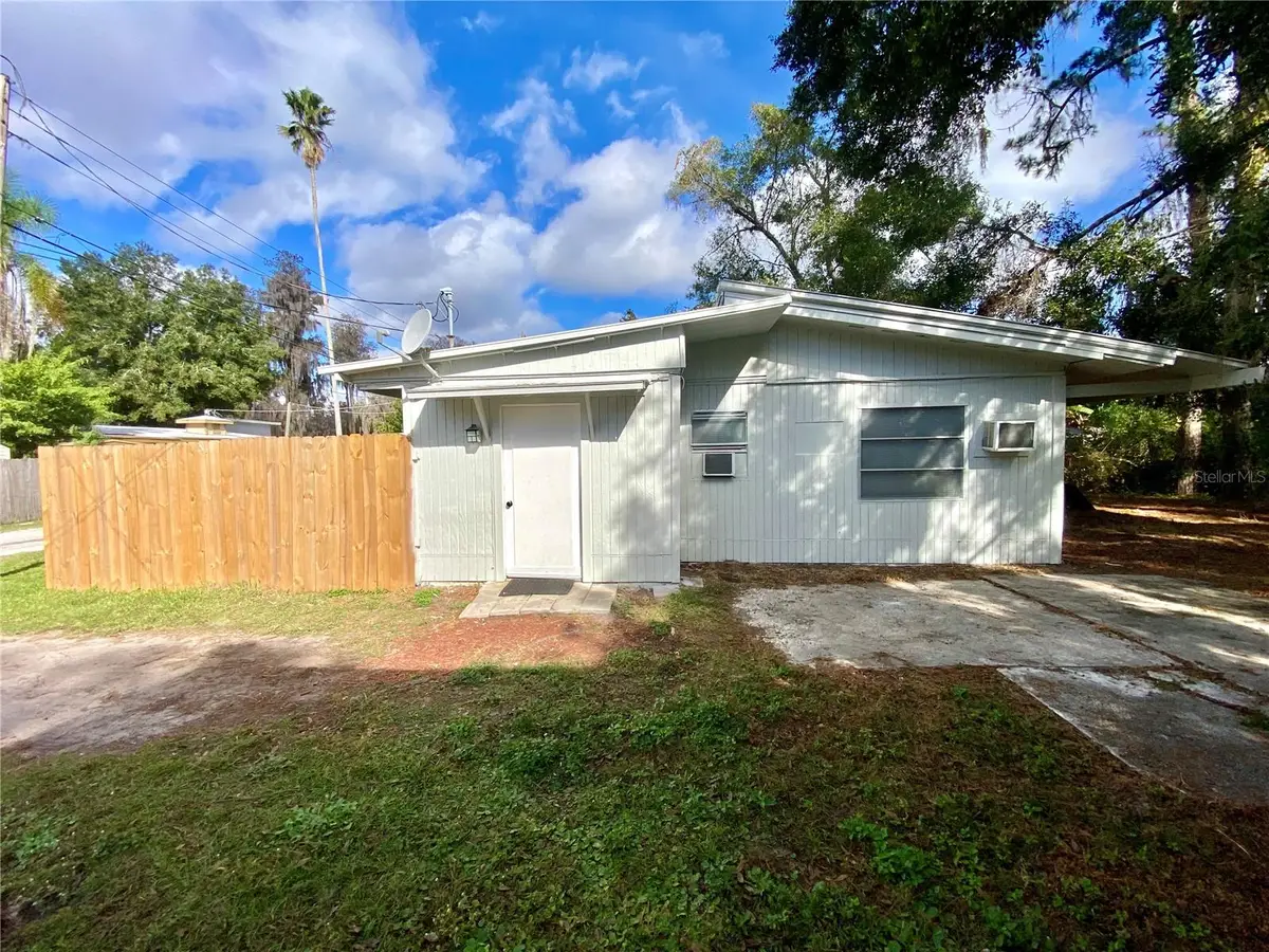 18107 Lake Front Drive, Lutz, FL 33548 - Image #1