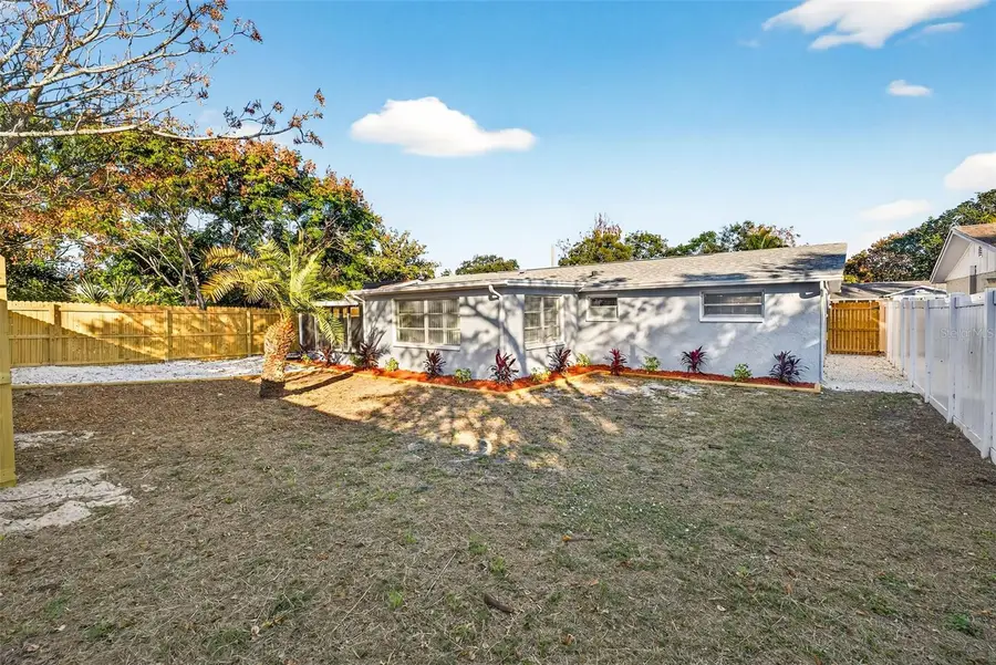 11623 Alpine Parkway, Port Richey, FL 34668 - Image #2