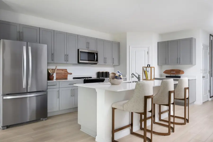 36759 Sagemoor Drive, Zephyrhills, FL 33541 - Image #2