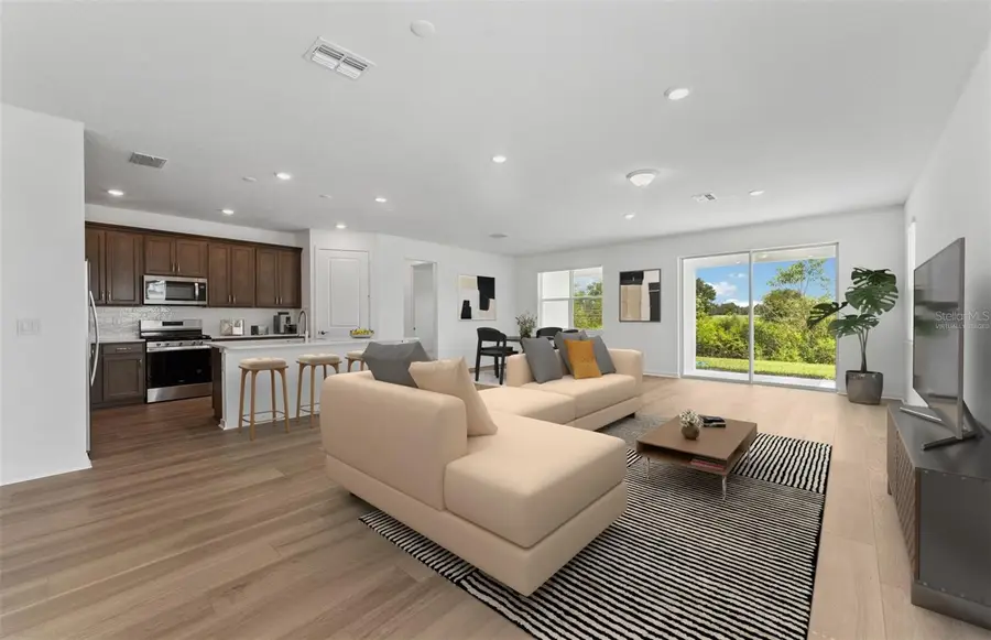 37380 Clinch Circle, Zephyrhills, FL 33540 - Image #2