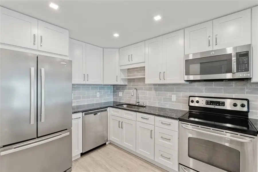 51 Island Way #411, Clearwater Beach, FL 33767 - Image #3