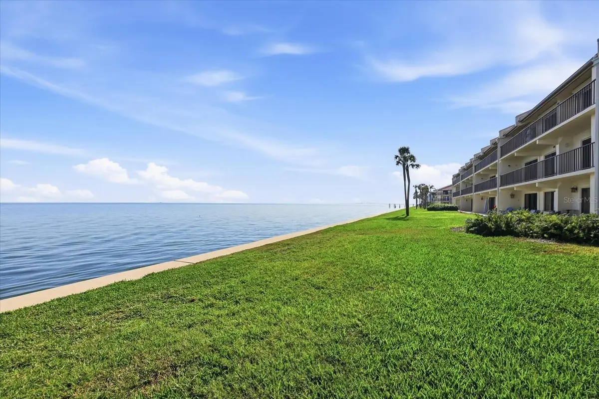 7520 Sunshine Skyway Lane S #T19, Saint Petersburg, FL 33711 - Image #1