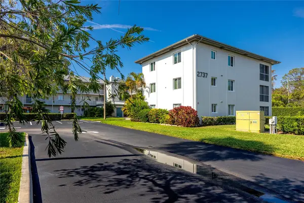 2737 Enterprise Road E #112, CLEARWATER, FL 33759