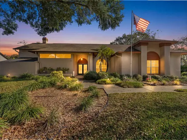 18103 Clear Lake Drive, LUTZ, FL 33548