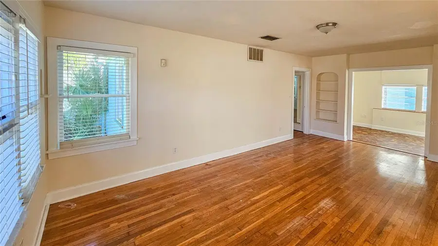 860 16th Avenue S, Saint Petersburg, FL 33701 - Image #2