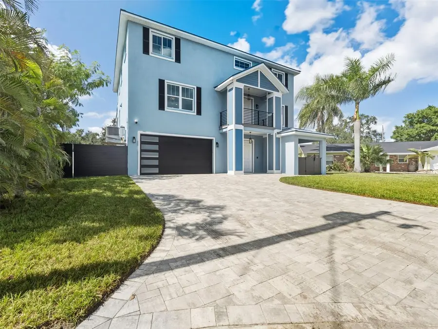 8717 Driftwood Drive, Tampa, FL 33615 - Image #2