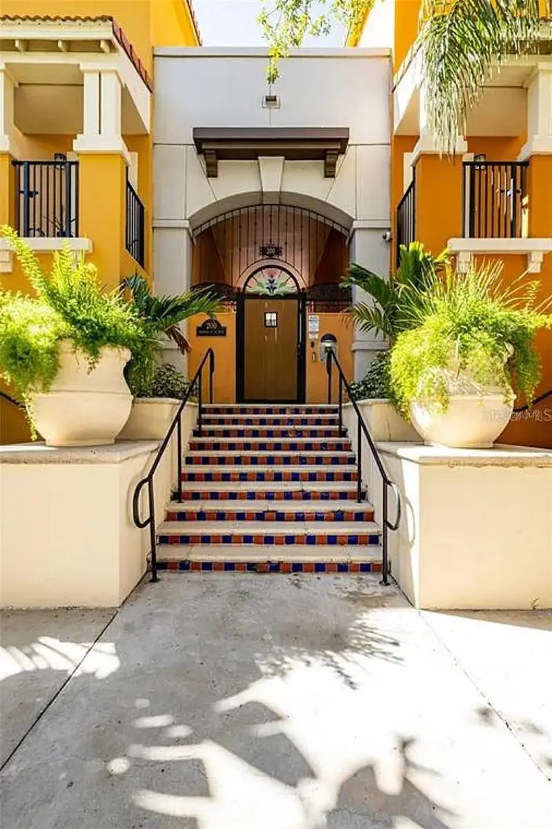 200 4th Avenue S #302, Saint Petersburg, FL 33701 - Image #2