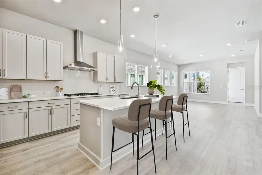 7312 Donnybrook Lane, Sarasota, FL 34240 - Image #3