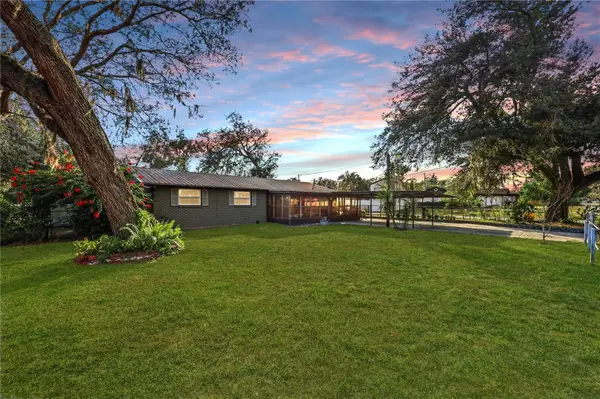 12031 E Old Hillsborough Avenue, SEFFNER, FL 33584