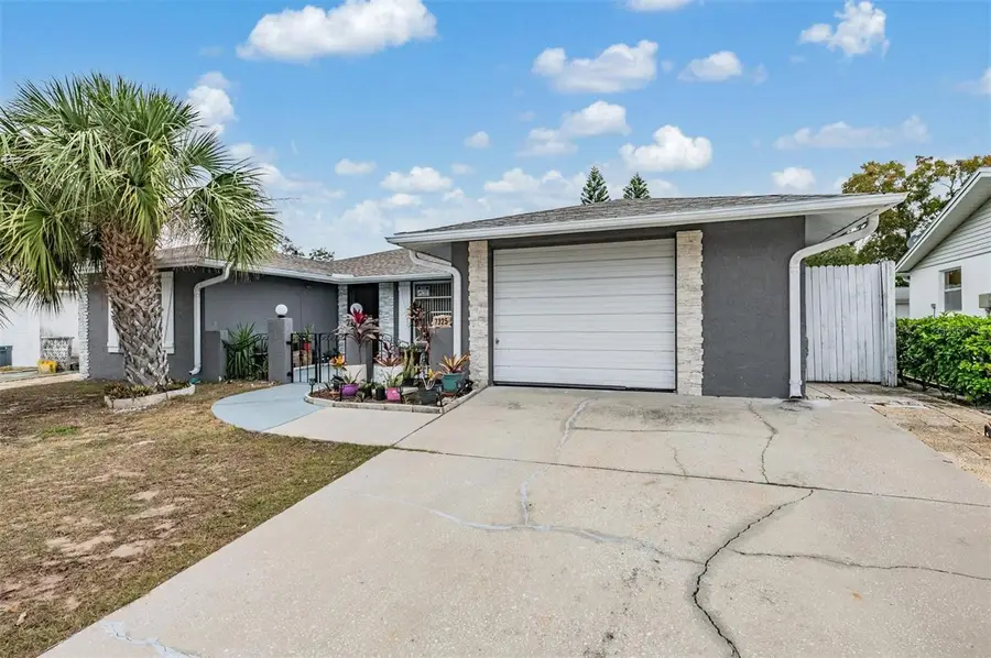 7325 San Salvadore Drive, Port Richey, FL 34668 - Image #2