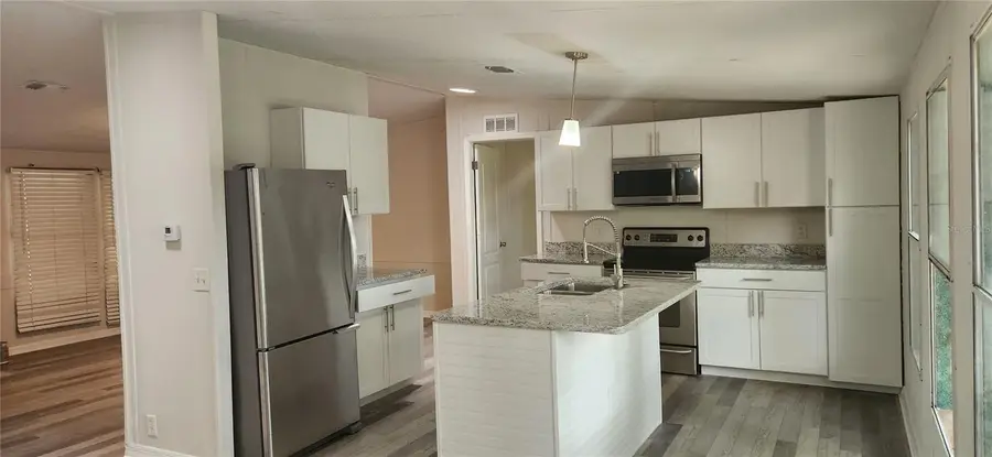 34949 Appaloosa Trail, Zephyrhills, FL 33541 - Image #3