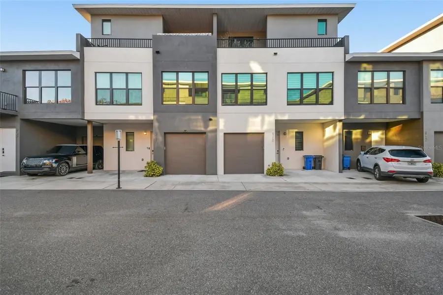 8708 Palm Ranches Place, Tampa, FL 33614 - Image #2