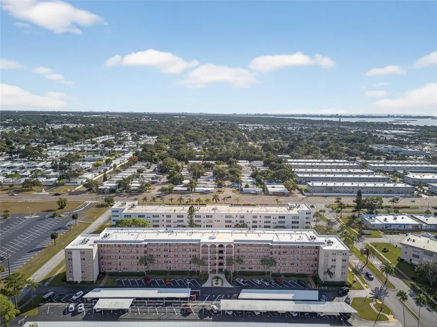 5521 80th Street N #511, Saint Petersburg, FL 33709 - Image #2