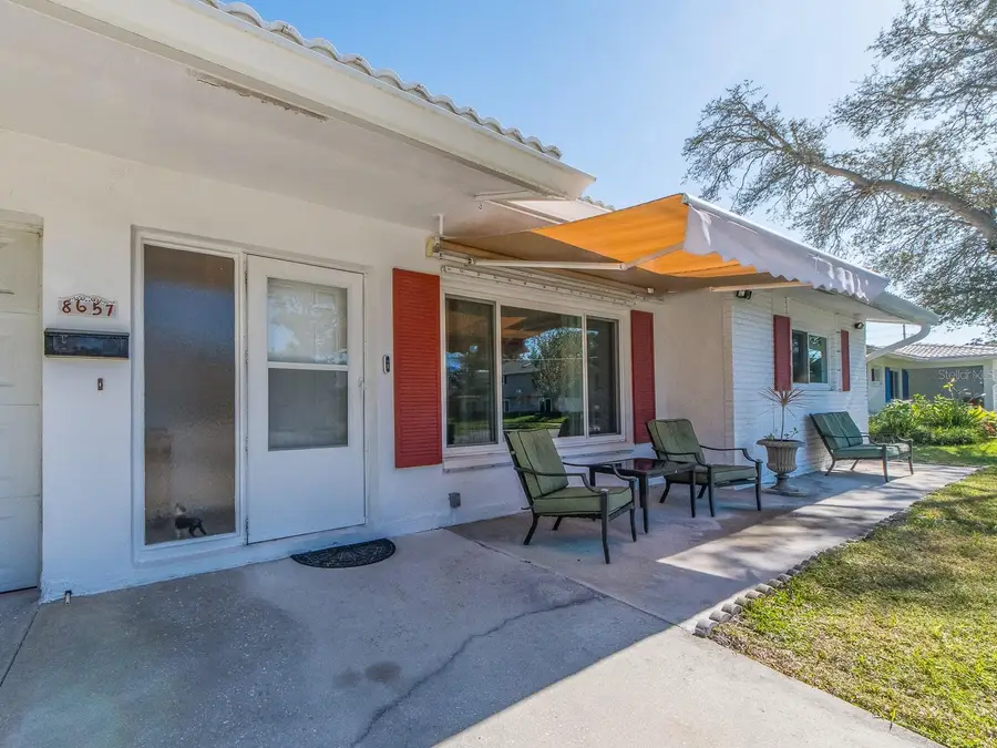 8657 143rd Street, Seminole, FL 33776 - Image #3