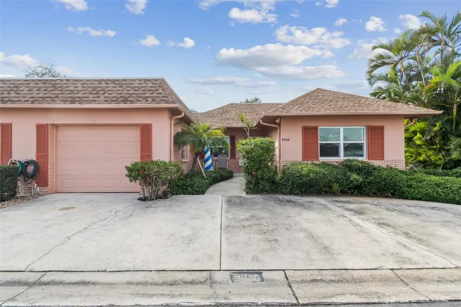 9026 Golden Horseshoe Drive, Seminole, FL 33777 - Image #2