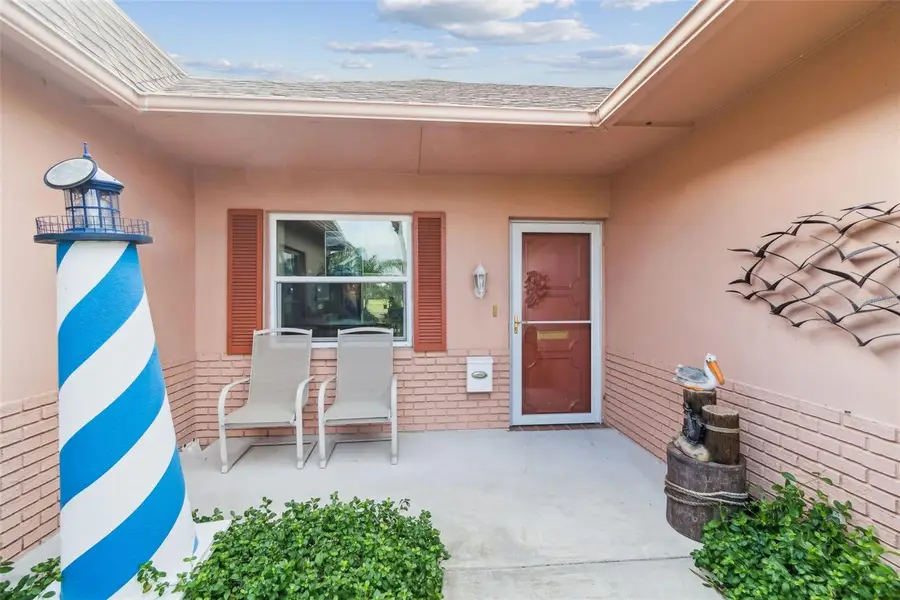 9026 Golden Horseshoe Drive, Seminole, FL 33777 - Image #3