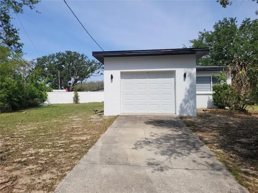 105 Forest Park Avenue, Temple Terrace, FL 33617 - Image #2