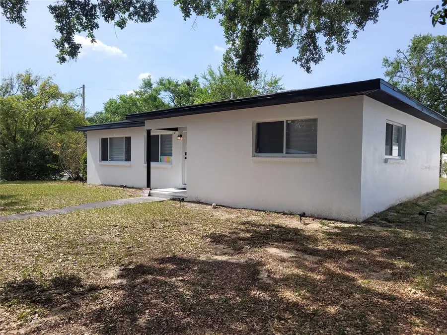 105 Forest Park Avenue, Temple Terrace, FL 33617 - Image #3