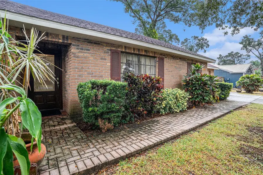 2110 Siloam Springs Drive, Dover, FL 33527 - Image #3