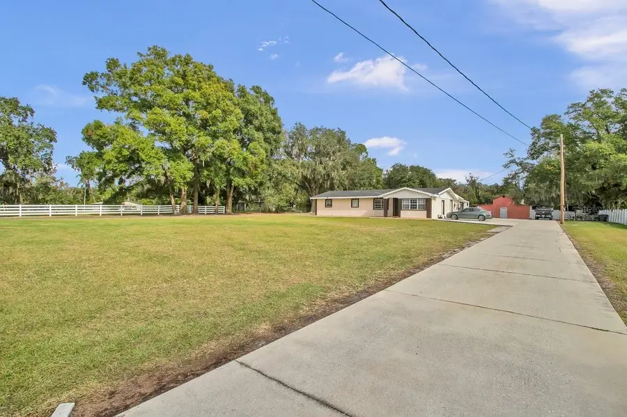 5615 Oak Avenue Nw, Lakeland, FL 33810 - Image #2