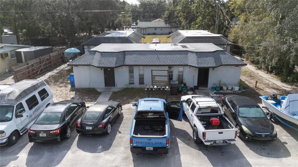 1517 E 142nd Avenue, Tampa, FL 33613 - Image #1