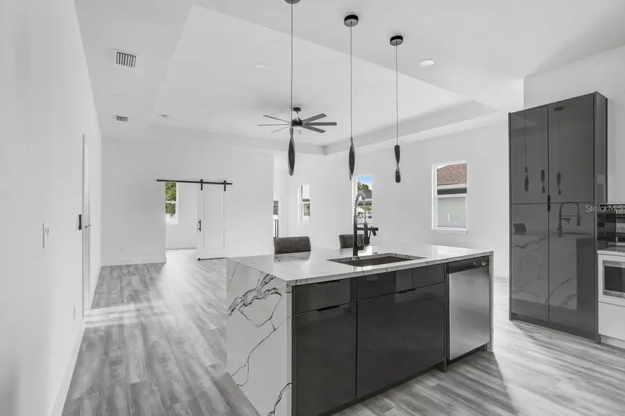 2305 W Kentucky Avenue, Tampa, FL 33607 - Image #3