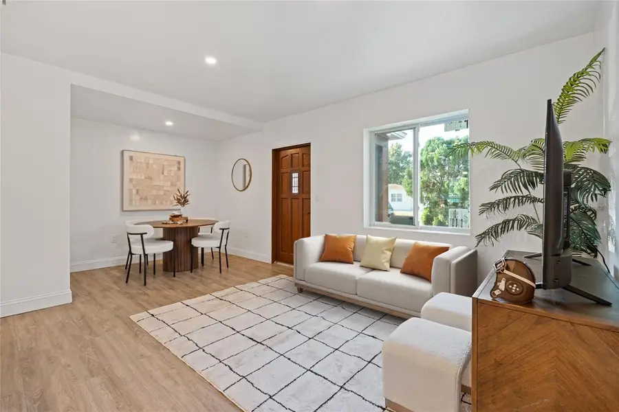 4635 22nd Avenue N, Saint Petersburg, FL 33713 - Image #2