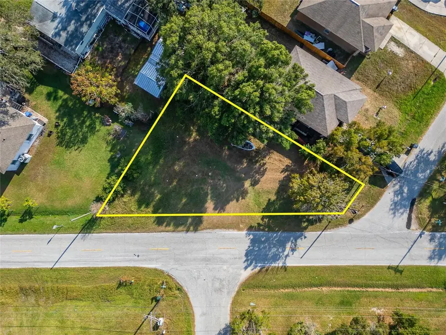 1104 W College Avenue, Ruskin, FL 33570 - Image #2