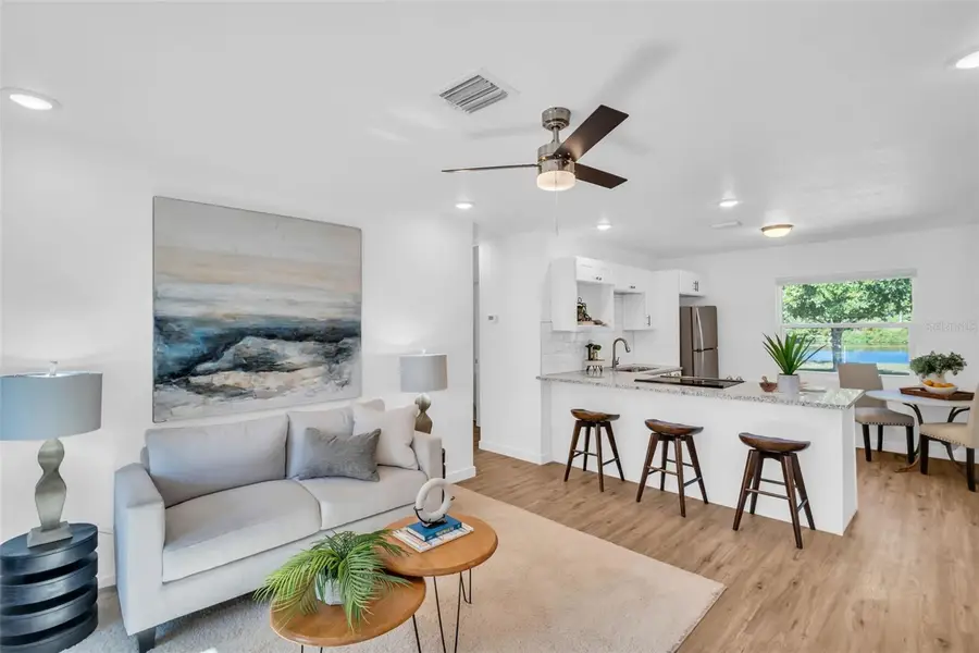 6055 7th Avenue S, Saint Petersburg, FL 33707 - Image #3