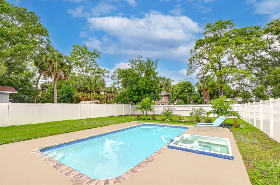 645 38th Avenue S, Saint Petersburg, FL 33705 - Image #2