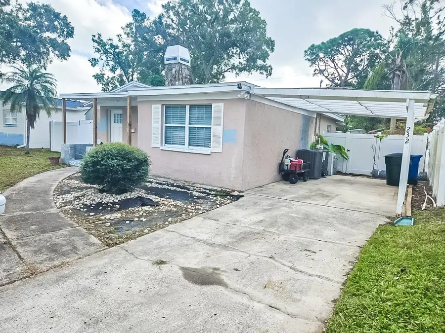 232 84th Avenue Ne, Saint Petersburg, FL 33702 - Image #2