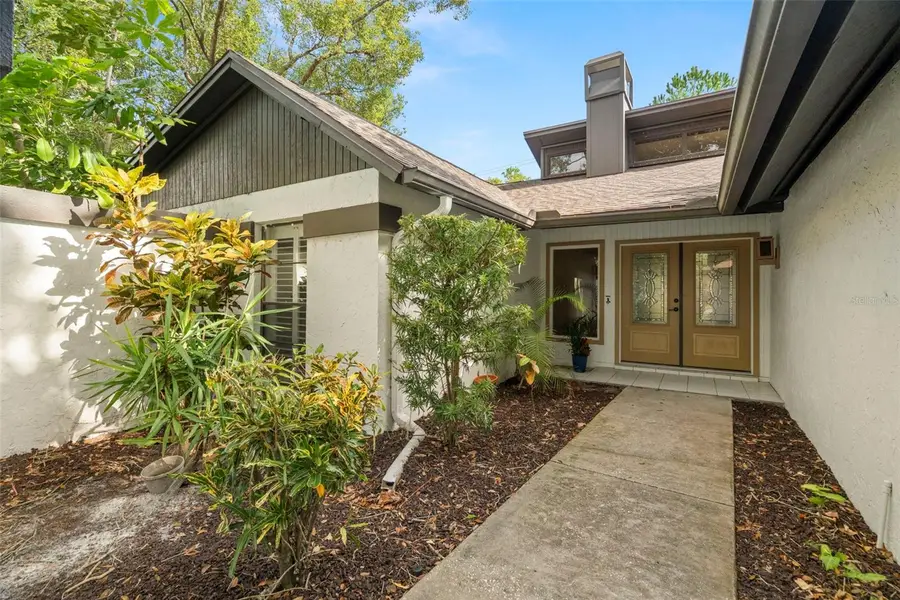 13603 Wilkes Drive, Tampa, FL 33618 - Image #3