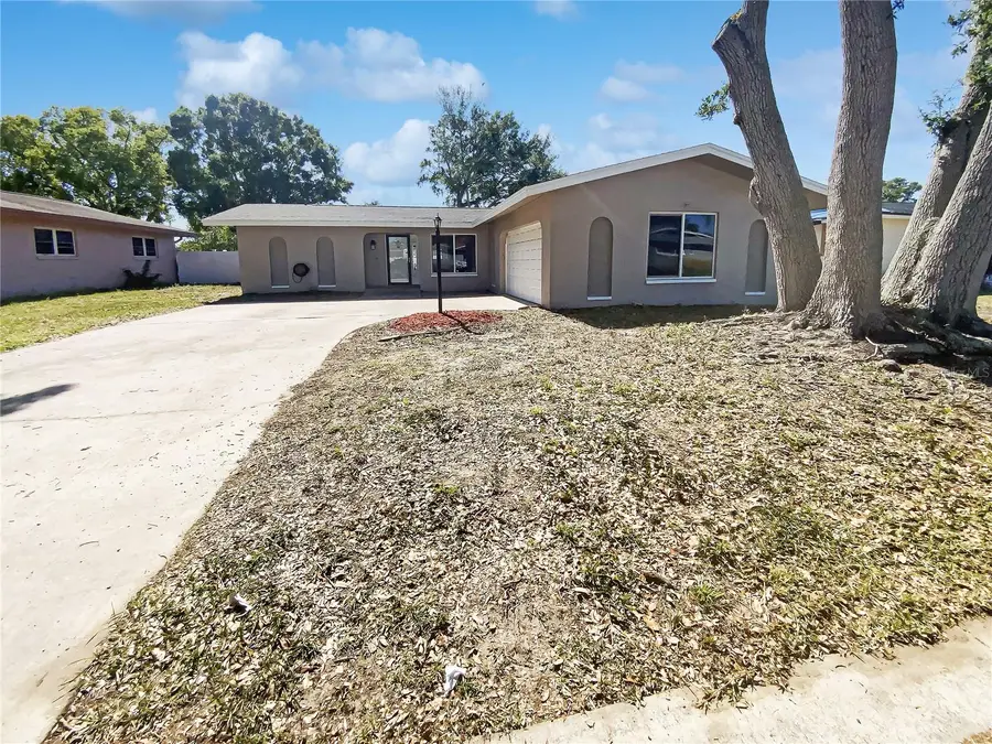 10454 138th Street, Largo, FL 33774 - Image #2